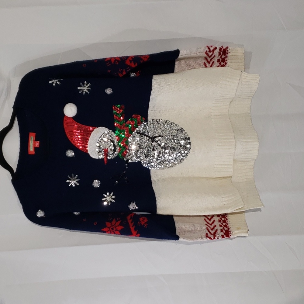 Christmas sweater size large. Sequins snowman snowflakes fuzzy balls.
